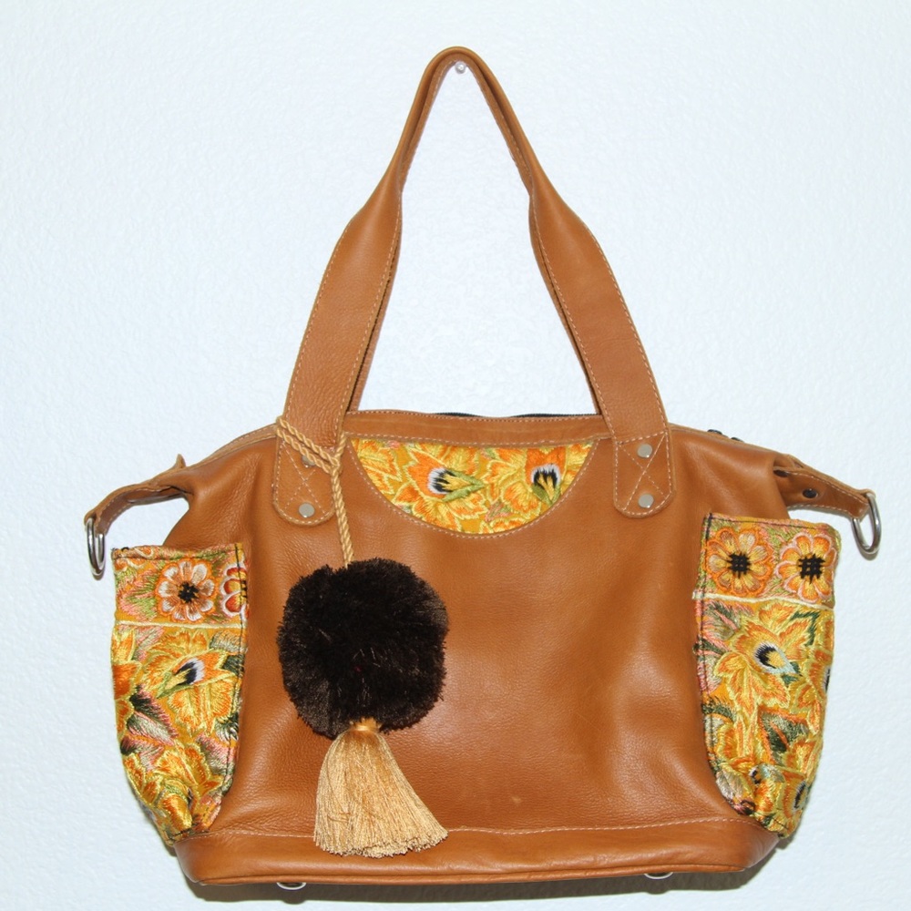 SOLD Hiptipico Medium Harmony CDB